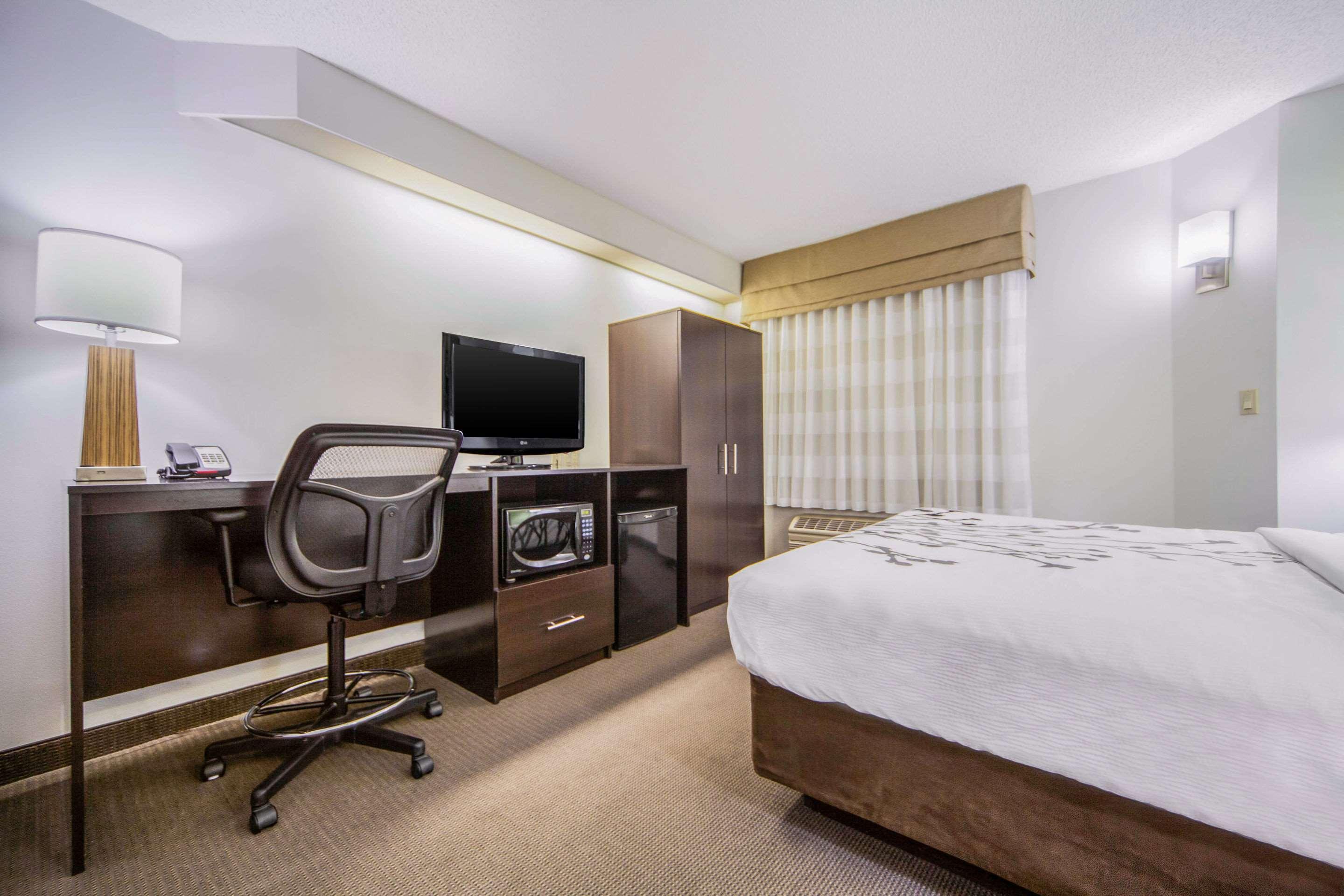 Sleep Inn & Suites Columbus Exteriör bild
